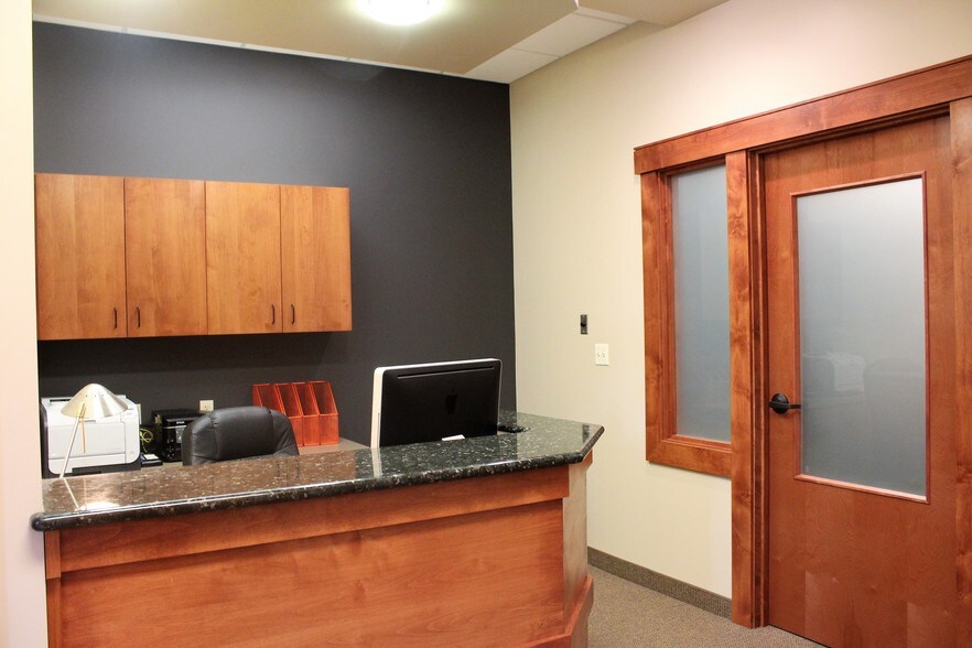 1315 Oakridge Dr, Fort Collins, CO à louer - Autre - Image 2 de 7