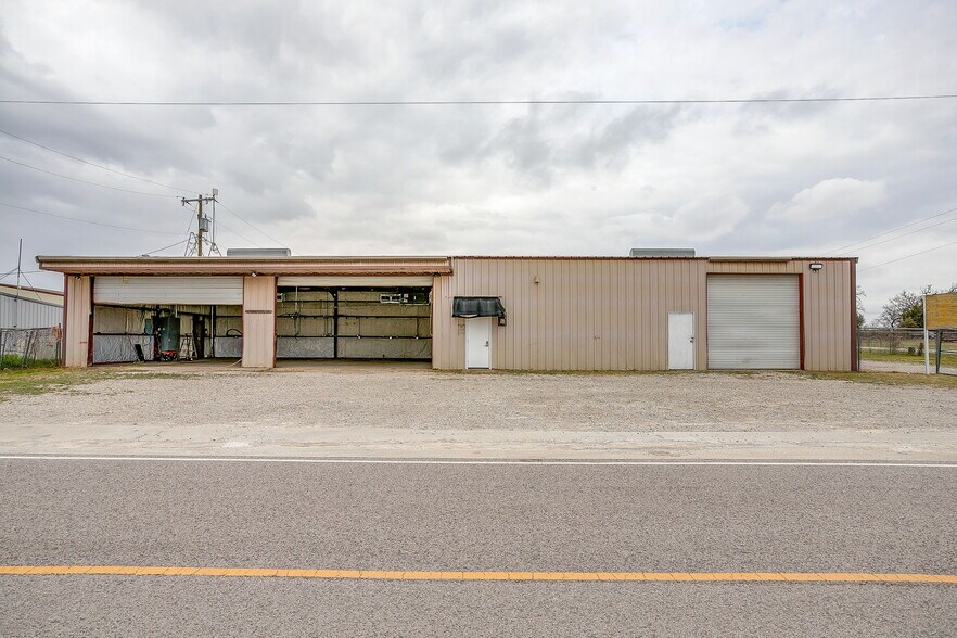 1814 Barnett Dr, Weatherford, TX à louer - Photo du bâtiment - Image 3 de 27