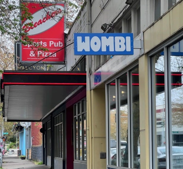 8554-8556 Greenwood Ave, Seattle, WA for lease - Building Photo - Image 1 of 2