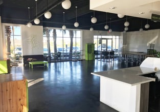 7055 S Kirkman Rd, Orlando, FL for lease Interior Photo- Image 1 of 3