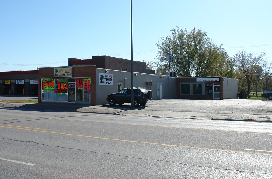 2119 W Broadway, Council Bluffs, IA à vendre - Photo principale - Image 1 de 1