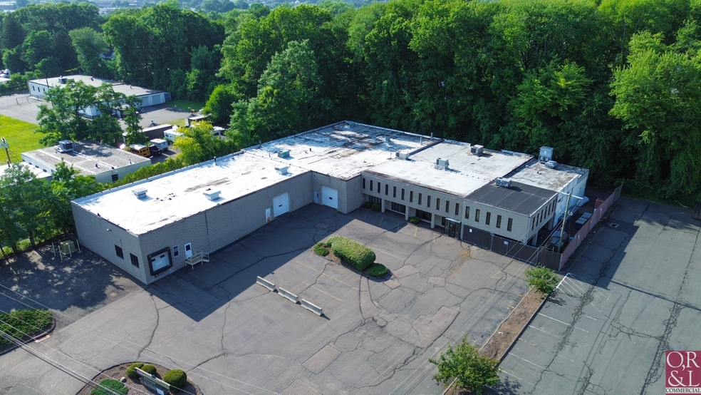 815 N Mountain Rd, Newington, CT for sale - Building Photo - Image 2 of 30