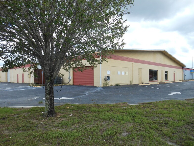 737 N Magnolia Ave, Ocala, FL à vendre - Photo principale - Image 3 de 18