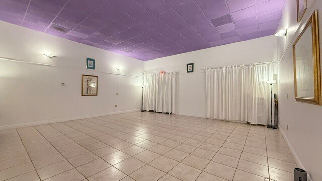 1651 W 37th St, Hialeah, FL à vendre - Photo du bâtiment - Image 2 de 31