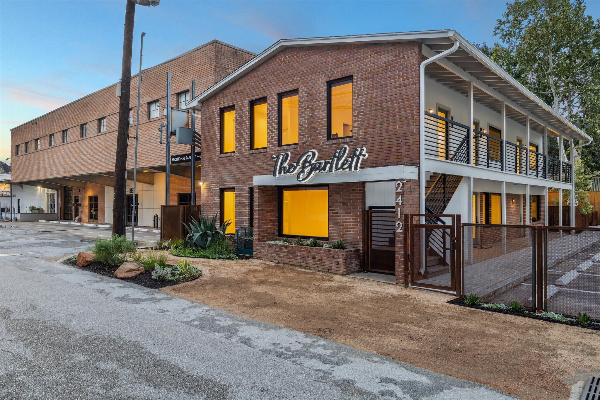 2412 Bartlett St, Houston, TX à louer Photo principale- Image 1 de 25