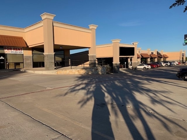311 E Stan Schlueter Loop, Killeen, TX for lease - Building Photo - Image 1 of 17