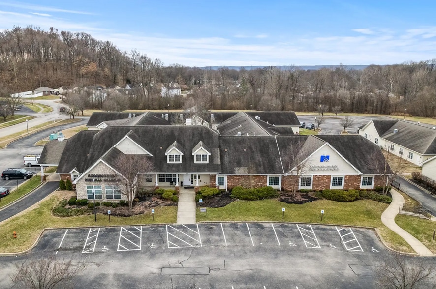 9300 Stonestreet Rd, Louisville, KY for lease - Building Photo - Image 2 of 2