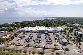 Plus de détails pour 330-400 Gulf Breeze Pky, Gulf Breeze, FL - Vente au détail à louer