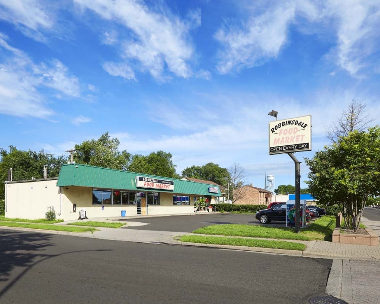 4005 W Broadway Ave, Robbinsdale, MN for lease Building Photo- Image 1 of 3