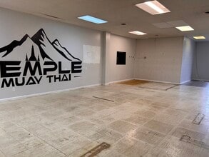 1 Kenilworth Knoll, Asheville, NC for lease Interior Photo- Image 2 of 3