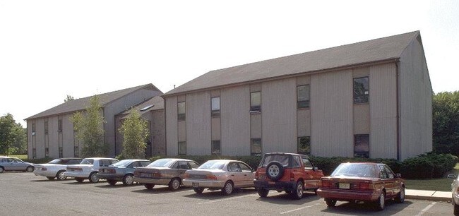 Plus de détails pour 2421 Pennington Rd, Pennington, NJ - Bureau à vendre