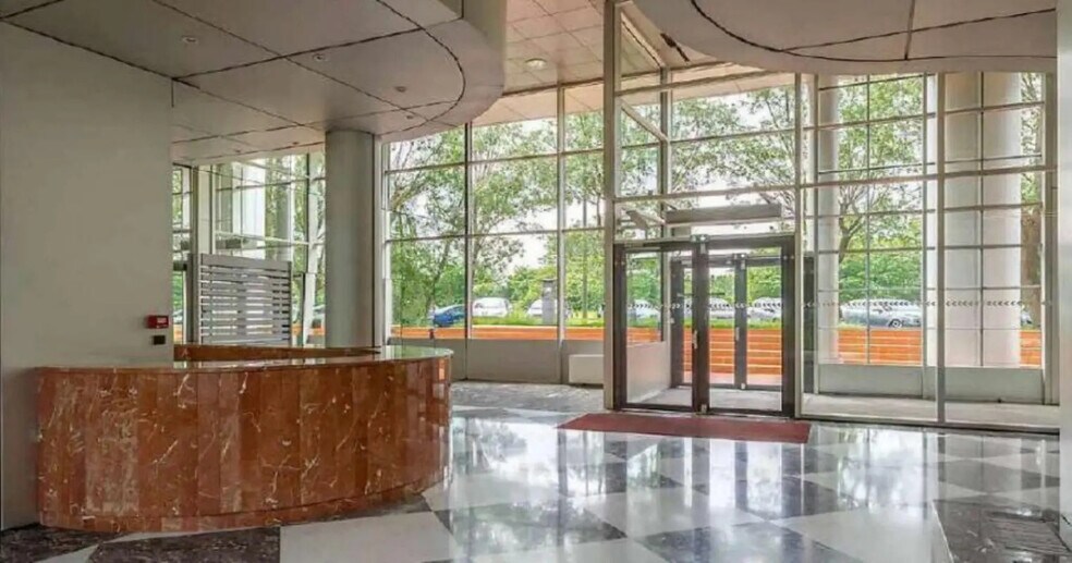 Bureau dans Noisy-le-Grand à louer - Photo intérieure - Image 2 de 12