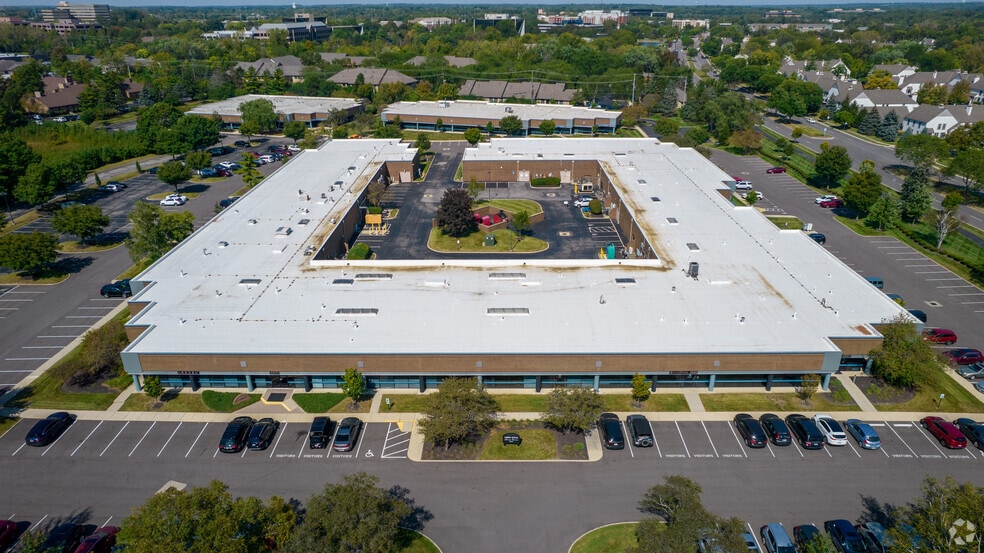 4860-4936 Blazer Memorial Pky, Dublin, OH for sale - Building Photo - Image 3 of 8