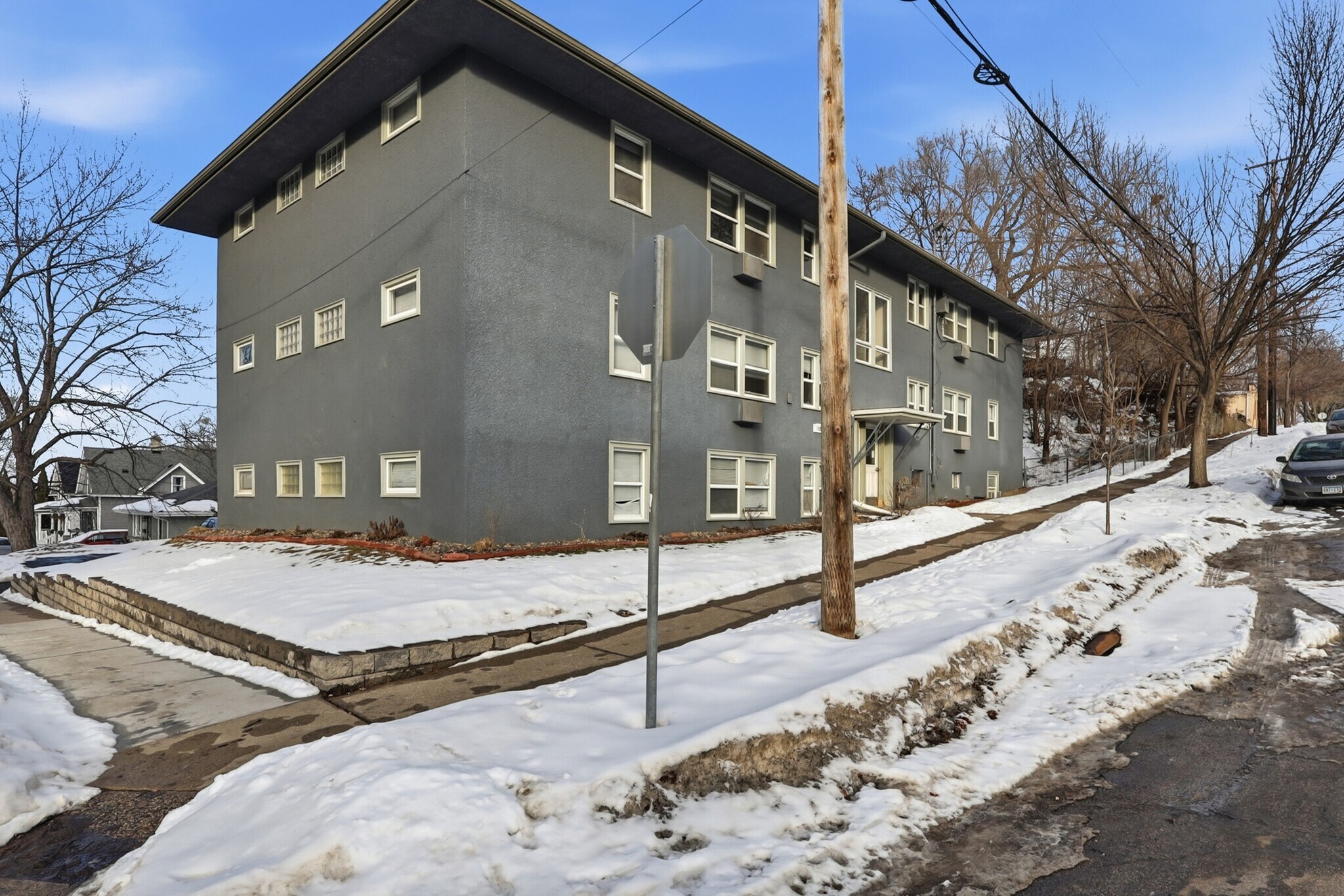 149 Morton St E, Saint Paul, MN à vendre Photo principale- Image 1 de 41
