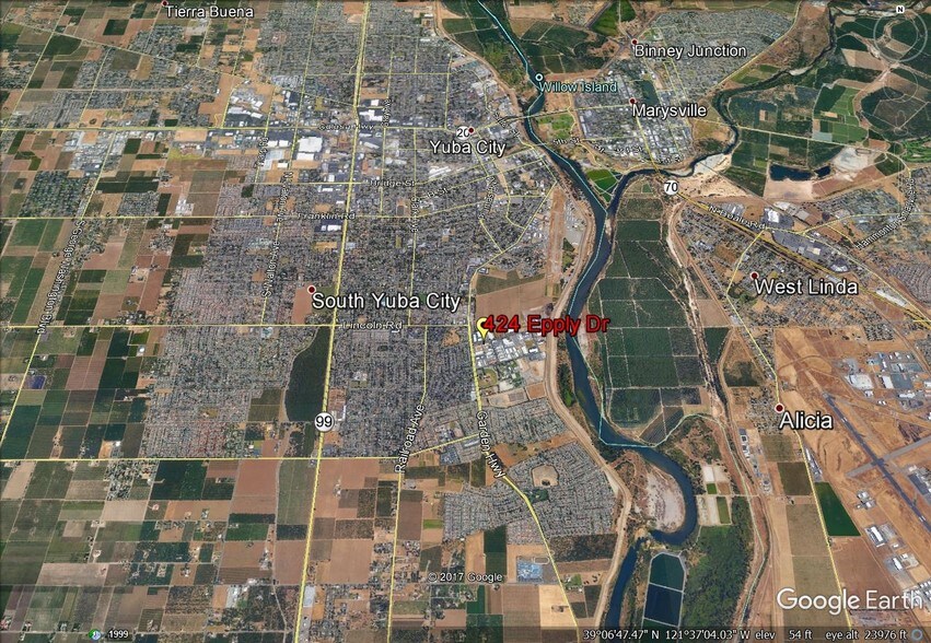 424 Epley Dr, Yuba City, CA for lease - Building Photo - Image 2 of 5