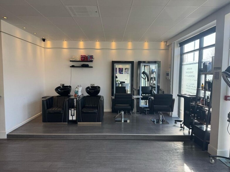 198 Sandhills Av, Leicester for sale - Building Photo - Image 3 of 22