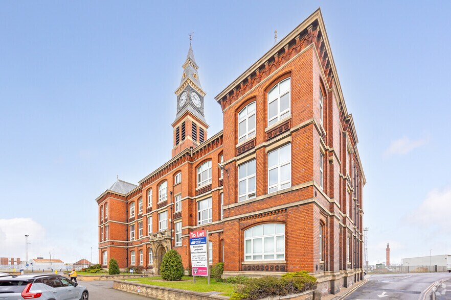 Cleethorpe Rd, Grimsby for lease - Building Photo - Image 3 of 3