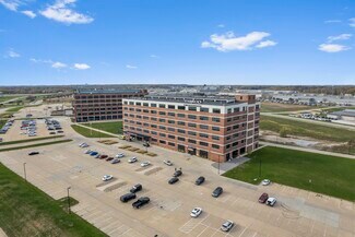Plus de détails pour 250 Westfield Ave, Waterloo, IA - Bureau, Commerce de détail à louer