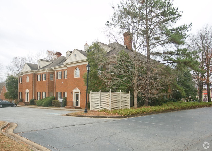 920 Holcomb Bridge Rd, Roswell, GA à louer - Photo du bâtiment - Image 3 de 4