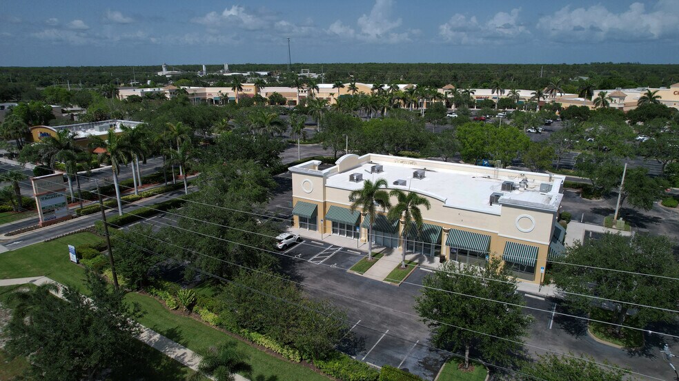 25141-25301 S Tamiami Trl, Bonita Springs, FL à louer - Photo du bâtiment - Image 2 de 7
