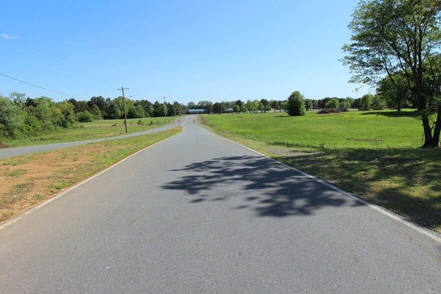 2485 Oak Street, Conway, AR à vendre - Photo du bâtiment - Image 2 de 17