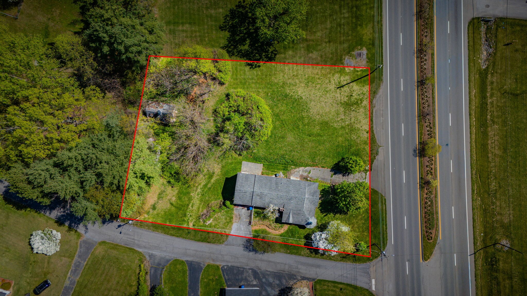 1203 E Jackson Blvd, Jonesborough, TN for sale Primary Photo- Image 1 of 20