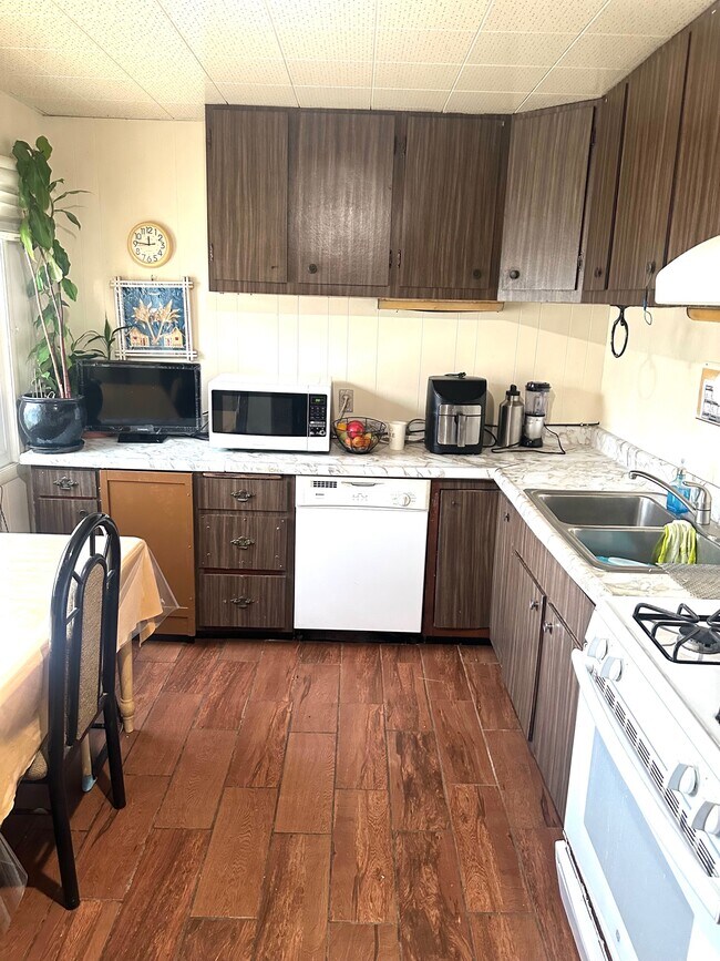 More details for 1092 Mitchell Way, El Sobrante, CA - Health Care for Sale