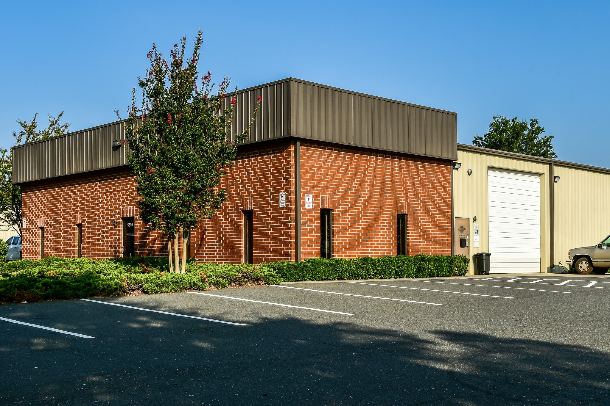 5606 Harrisburg Industrial Par Dr, Harrisburg, NC for sale Building Photo- Image 1 of 1