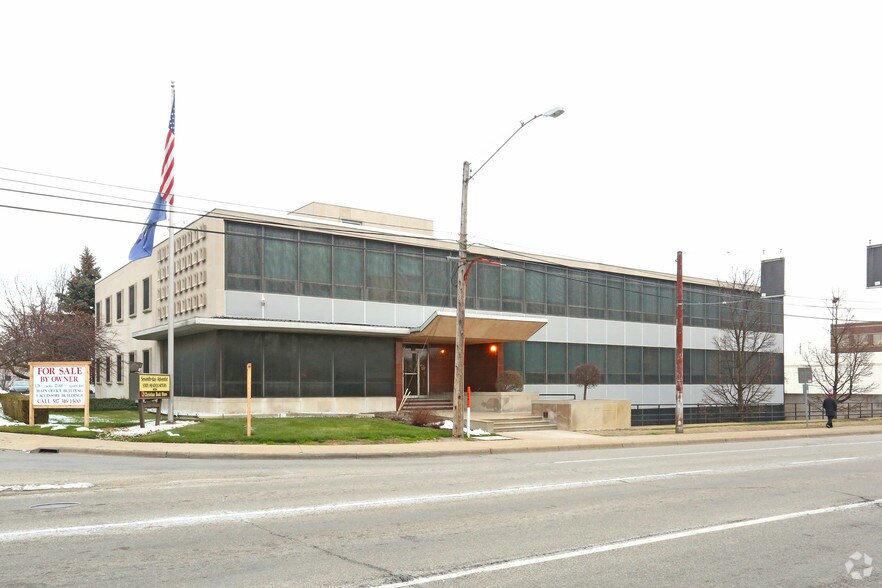 320 W Saint Joseph St, Lansing, MI for sale - Primary Photo - Image 1 of 5