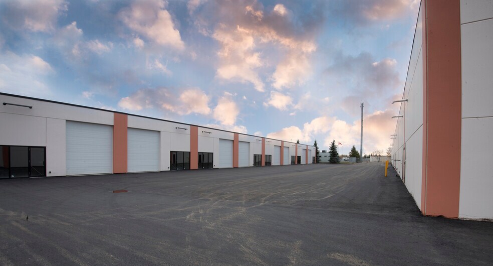 5410-5424 136th Ave NW, Edmonton, AB for sale - Building Photo - Image 1 of 1