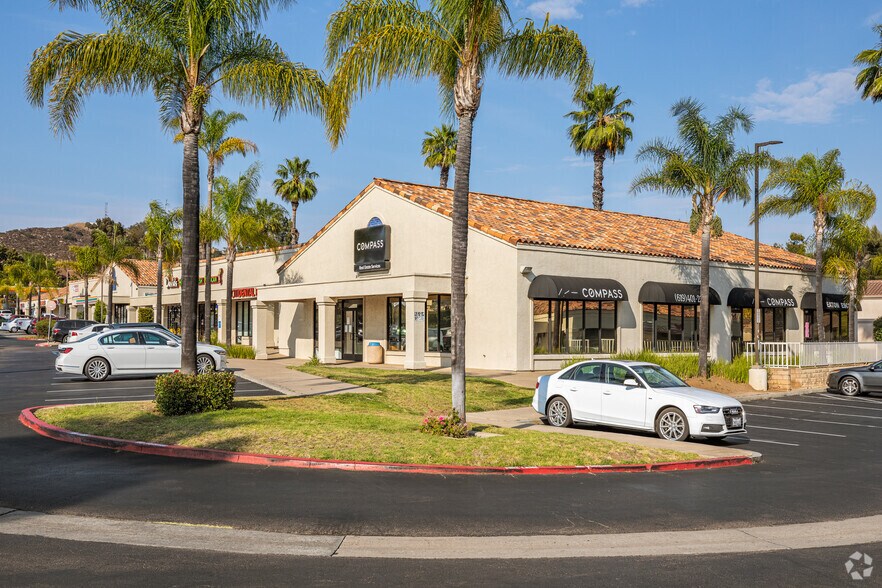 2441-2471 Jamacha Rd, El Cajon, CA à louer - Photo du bâtiment - Image 1 de 19