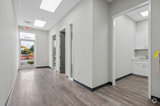 2975 Breckinridge Blvd, Duluth, GA for lease Interior Photo- Image 2 of 6