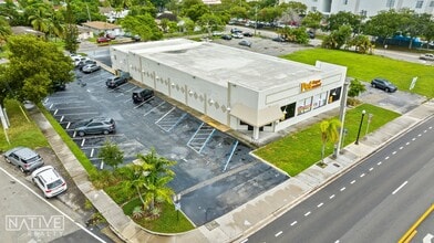 2111 N Federal Hwy, Hollywood, FL à louer Photo du bâtiment- Image 2 de 19