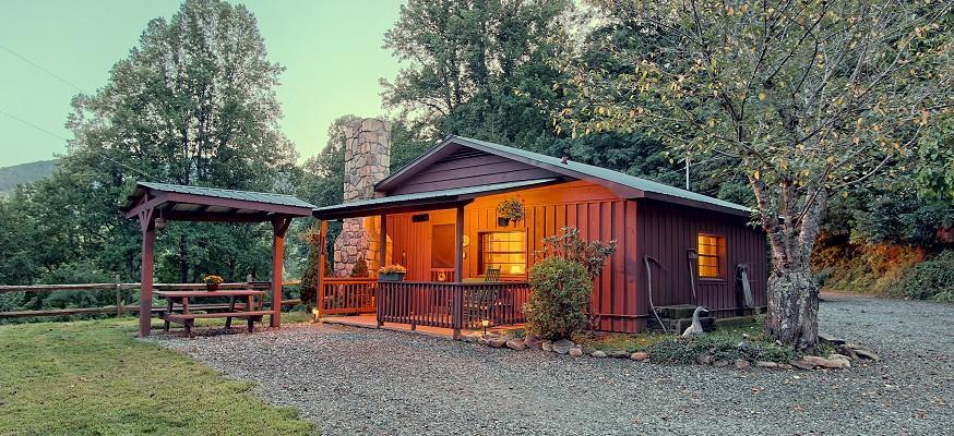 68 Vacation Dr, Whittier, NC à vendre - Photo du bâtiment - Image 3 de 8