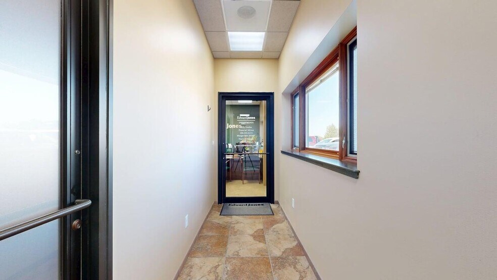 1668 Gleneagles Blvd, Billings, MT à vendre - Photo du bâtiment - Image 3 de 23