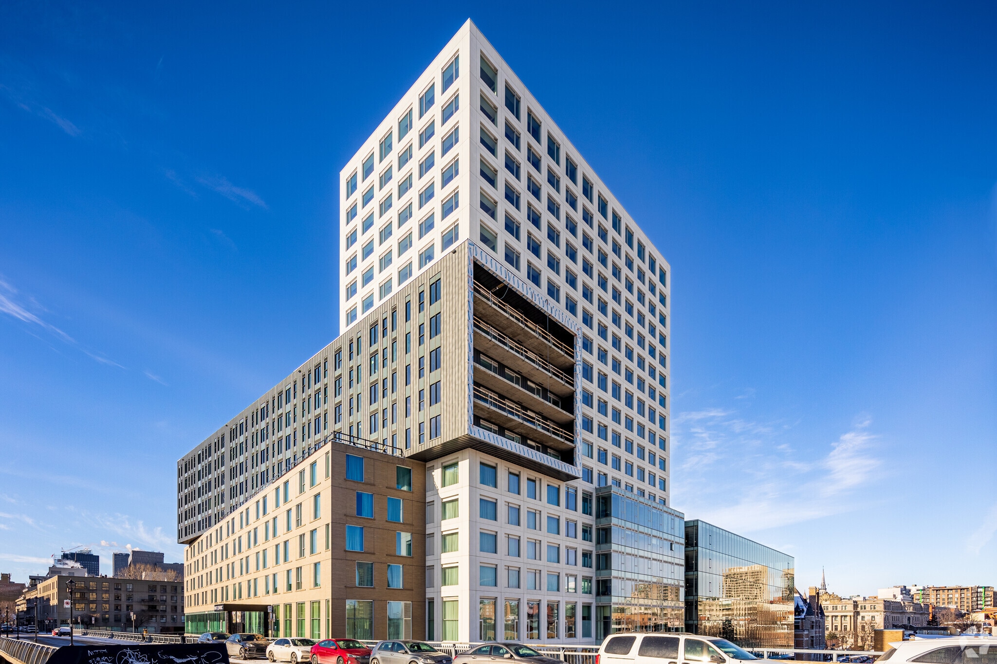 515 Rue Berri, Montréal, QC for lease Primary Photo- Image 1 of 7