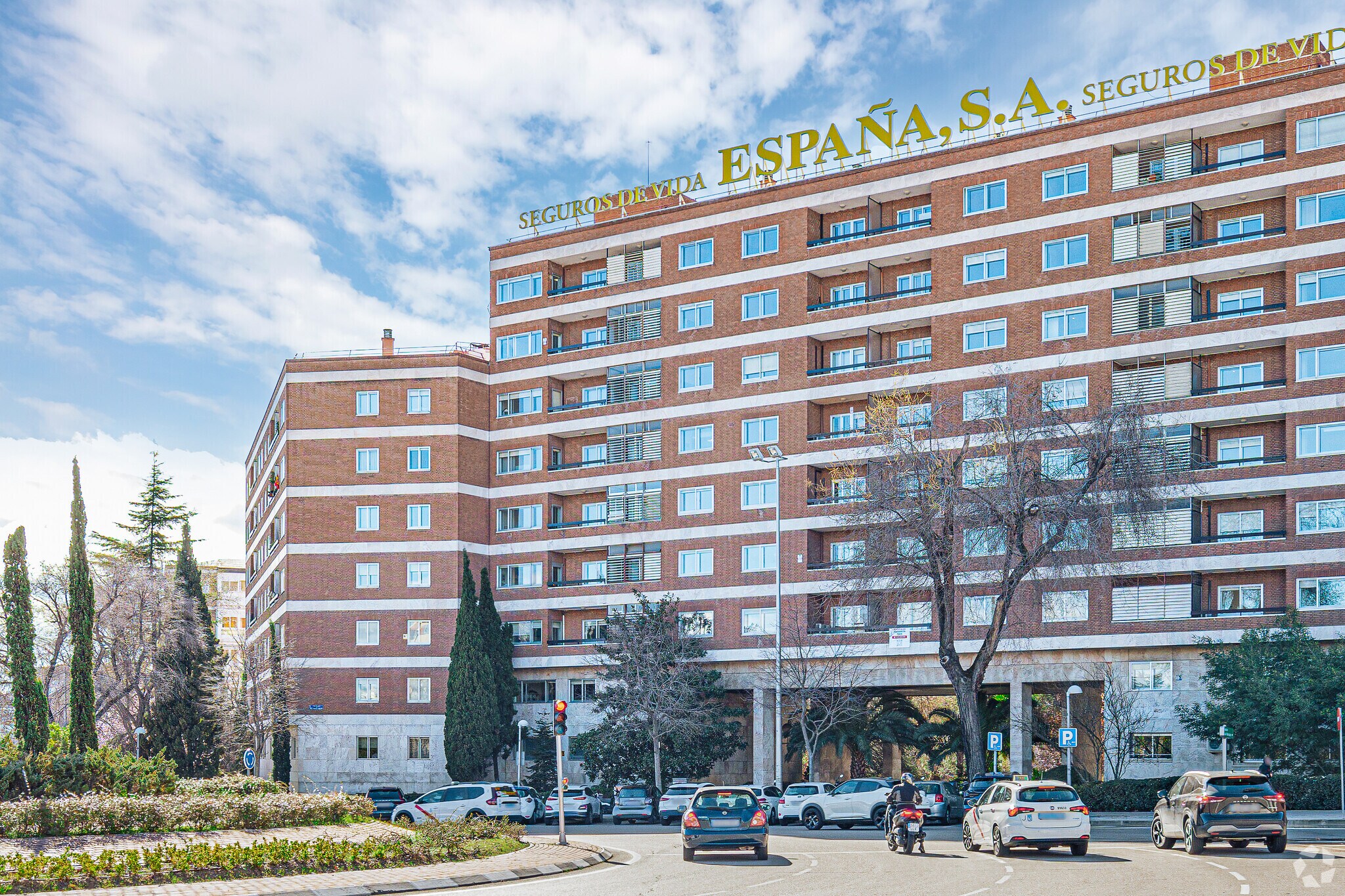 Calle de Colombia, 64, Madrid, Madrid for lease Building Photo- Image 1 of 3