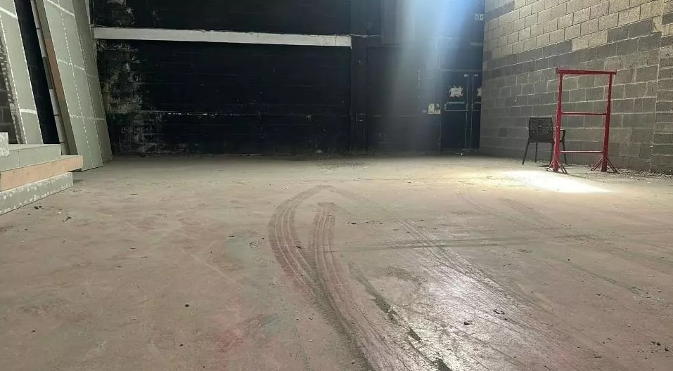 Ripple Rd, Barking for lease Interior Photo- Image 1 of 3