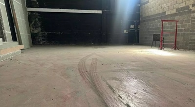 Ripple Rd, Barking for lease Interior Photo- Image 1 of 3