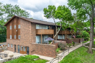 More details for 6921 W 79th St, Overland Park, KS - Multifamily for Sale