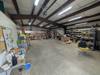 More details for 2075 Glenn St, Lansing, MI - Industrial for Sale