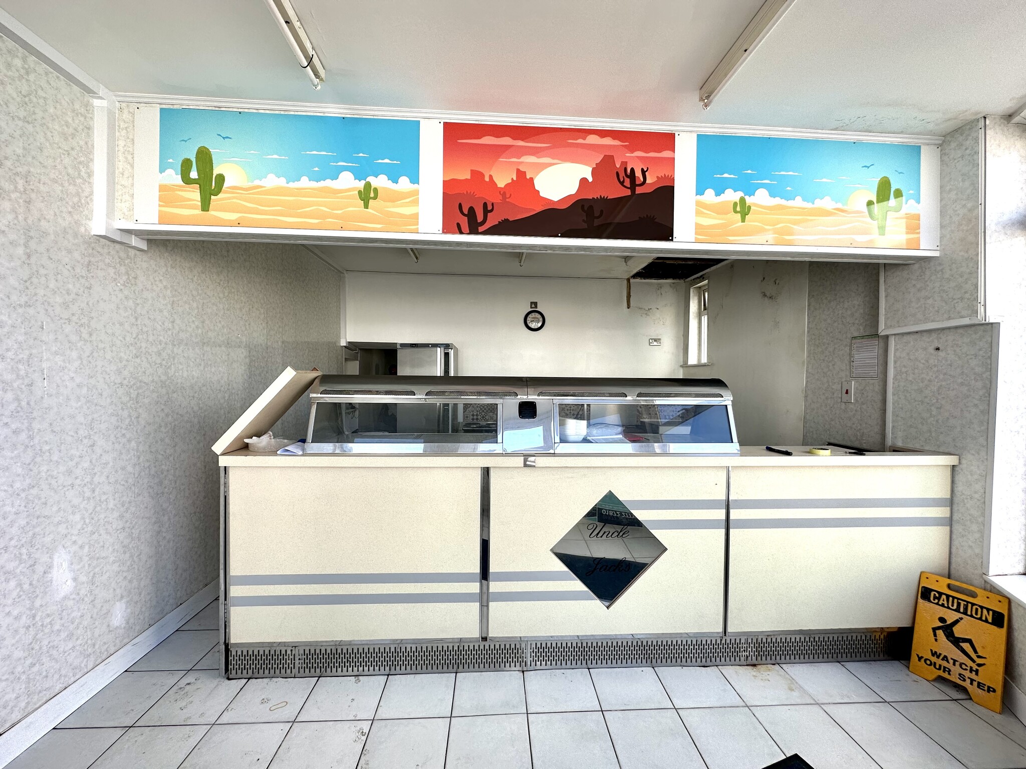 Bossiney Rd, Tintagel for lease Interior Photo- Image 1 of 4