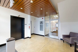 676 Woodland Square Loop SE, Lacey, WA for lease Lobby- Image 2 of 29