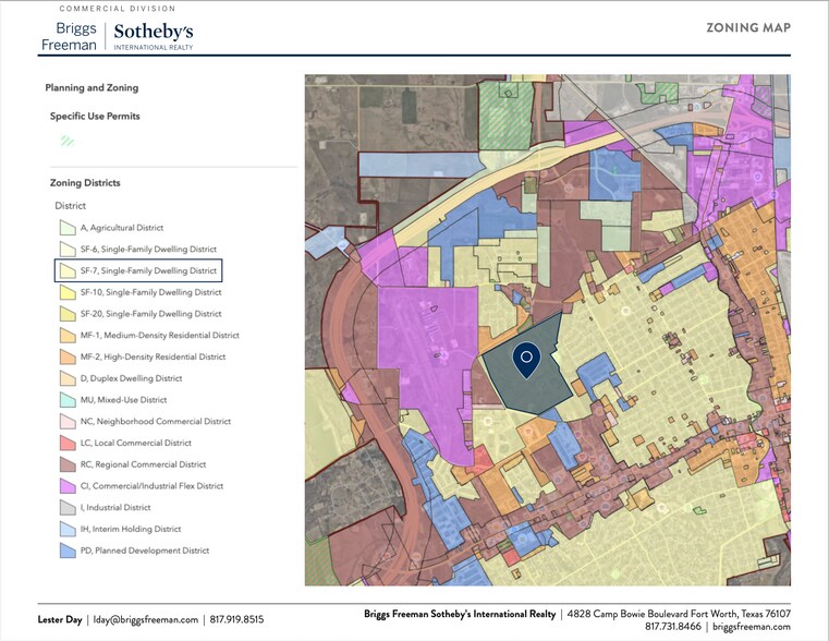 1300 Harlin Dr, Cleburne, TX à vendre - Photo du bâtiment - Image 2 de 6