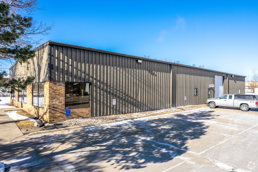 4350 SE Capitol Cir, Grimes, IA for sale - Primary Photo - Image 1 of 1