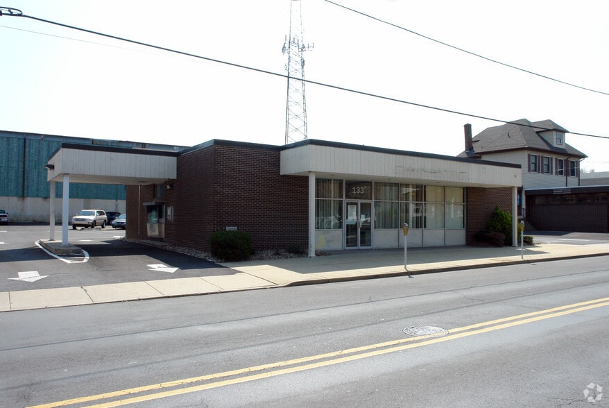 133 Bellevue Ave, Penndel, PA for lease - Building Photo - Image 2 of 15