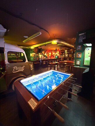 Plus de détails pour Commerce de détail à louer