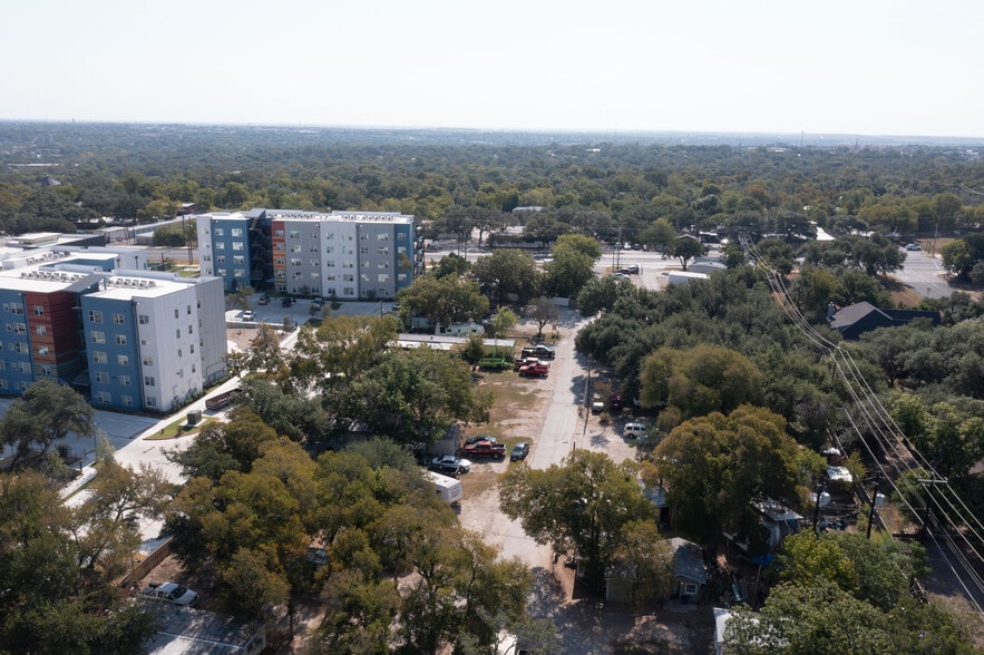11606 N Lamar Blvd, Austin, TX for sale - Building Photo - Image 2 of 66