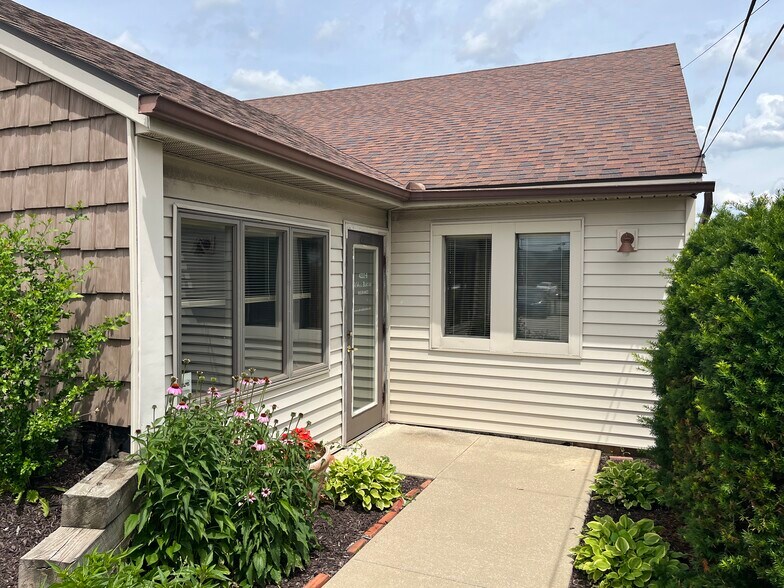 4222 Oh-43, Kent, OH à vendre - Photo du bâtiment - Image 3 de 10