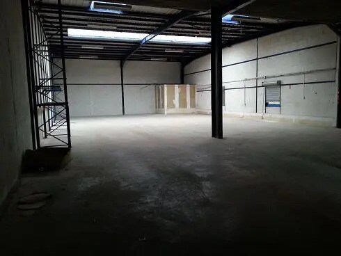 Industrial in Villepinte for lease - Interior Photo - Image 2 of 4